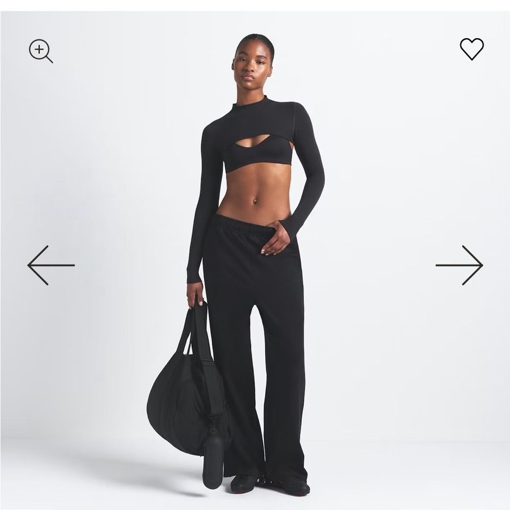 Nike skims matte tricot side snaps pant